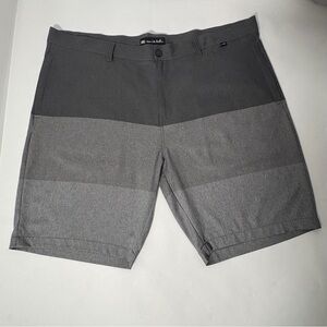 Travis Mathew Men’s Sz 42 WHY WORRY grey color block hybrid stretch golf shorts